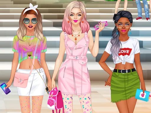 Kolej Kızları Takım Moda Yenileme
